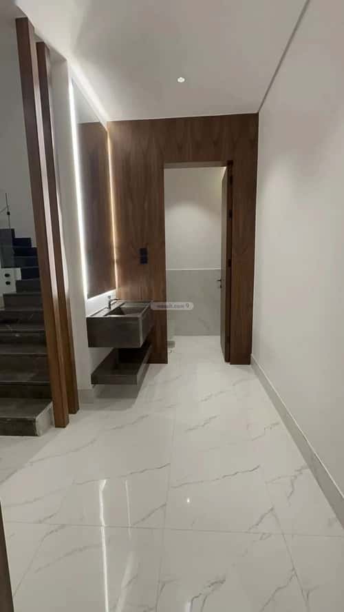 فيلا 5 غرف في النرجس 15