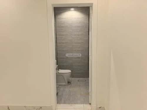 فيلا 7 غرف في العارض 5