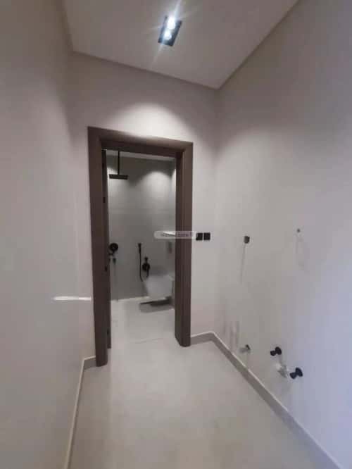 دور 4 غرف في السويدي 9