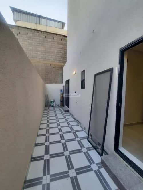 دور 4 غرف في السويدي 5