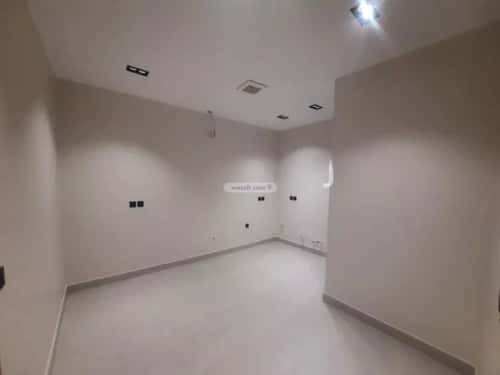 دور 4 غرف في السويدي 8