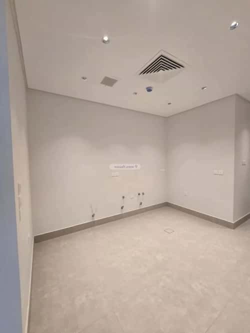 شقة 3 غرف في العارض 8