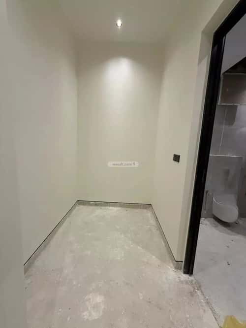 فيلا 4 غرف في العارض 12