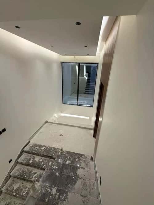 فيلا 4 غرف في العارض 6