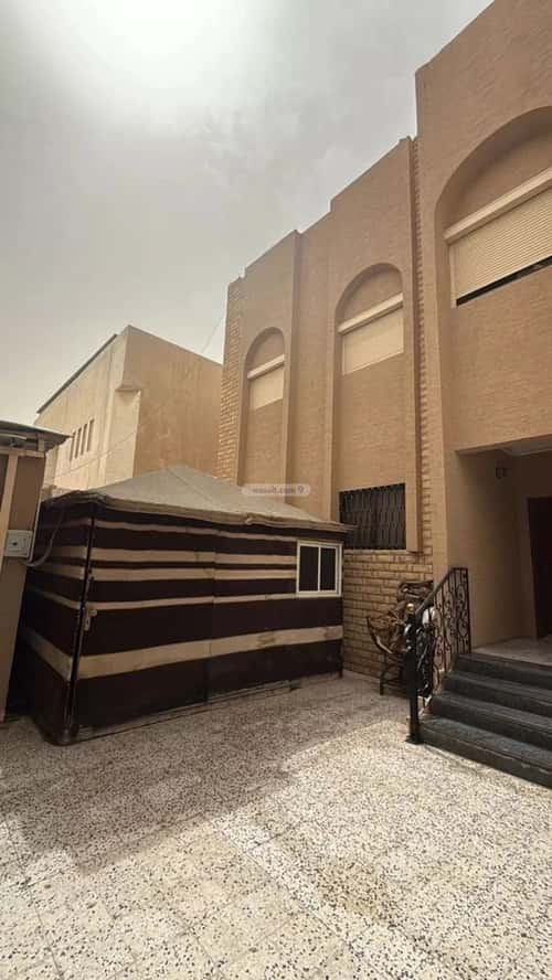 فيلا 5 غرف في الملك فهد 4