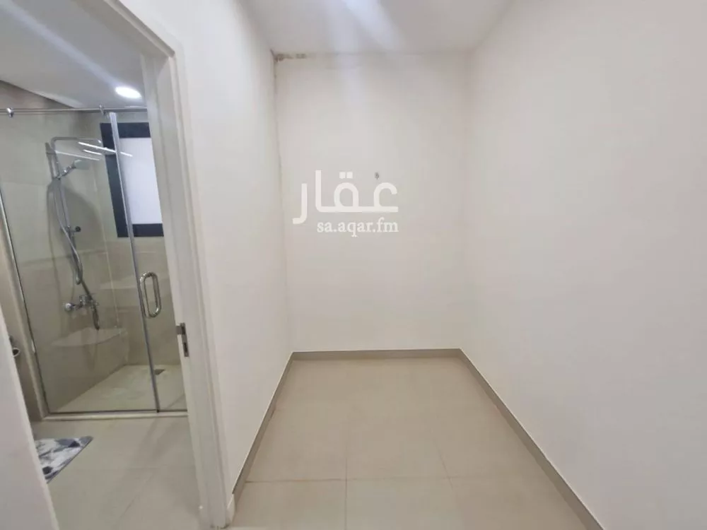 فيلا 4 غرف في سدرة 17