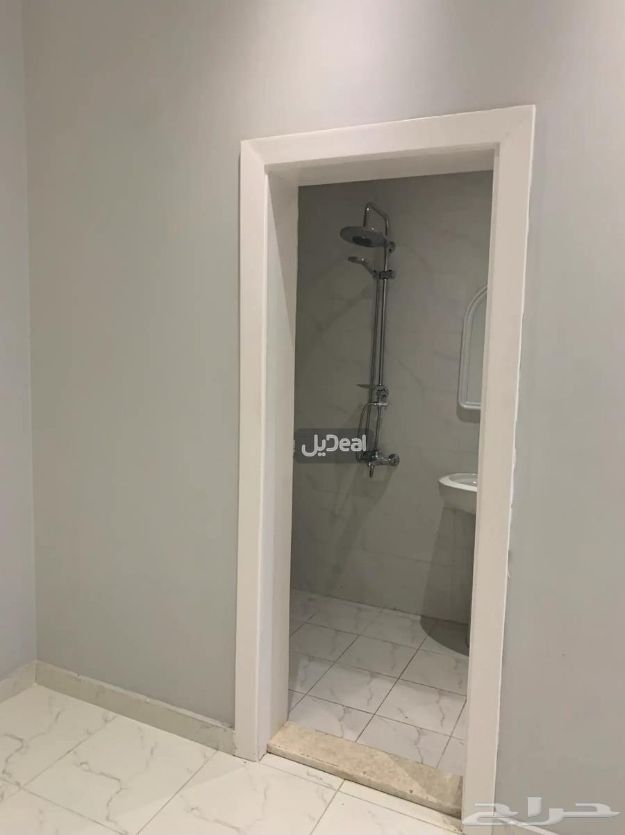 2 bedroom apartment in Al Nuzhah 6