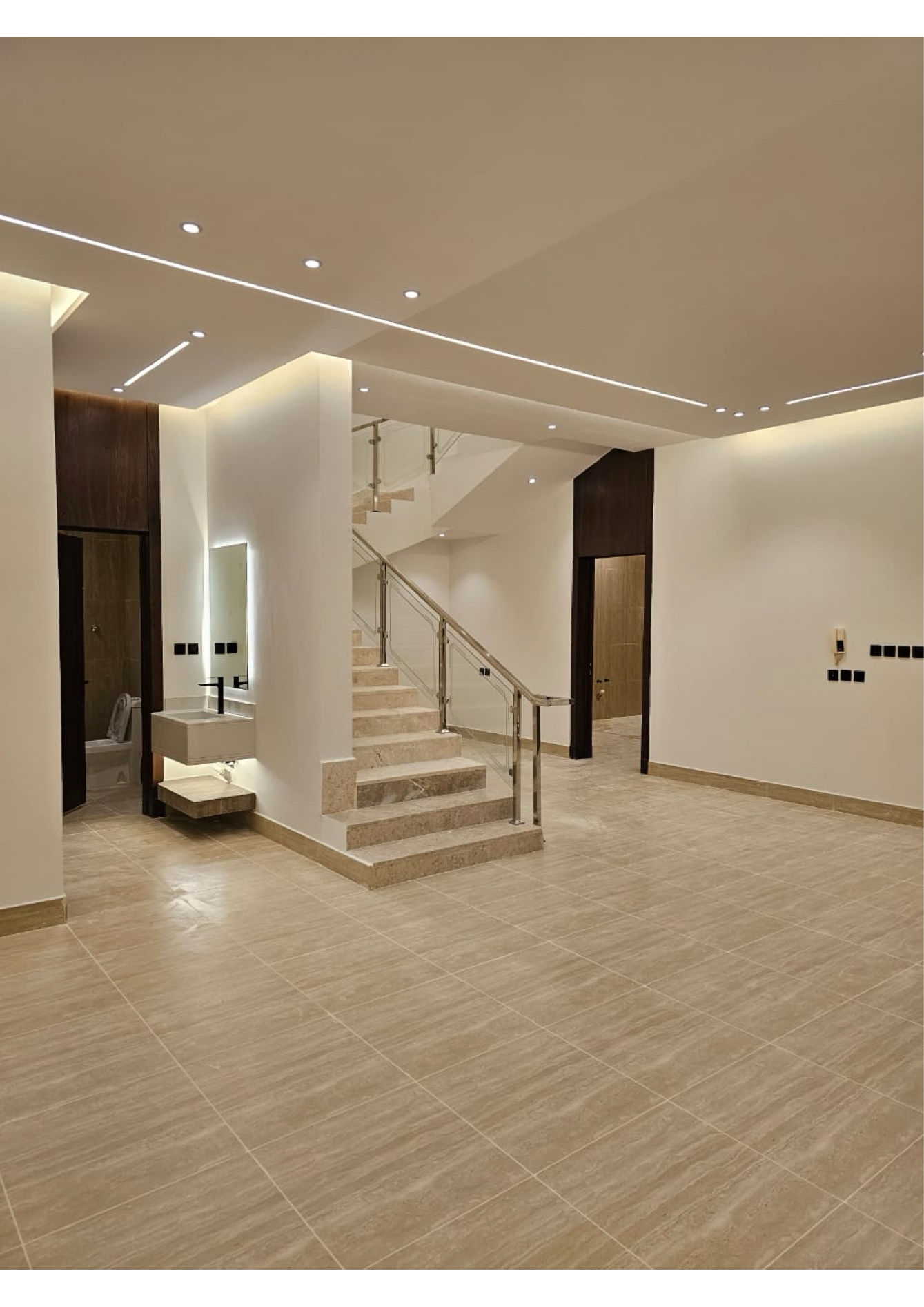 شقة 4 غرف في طويق 9