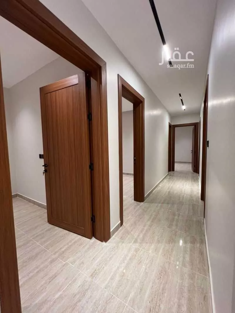 شقة 6 غرف في الندى 11