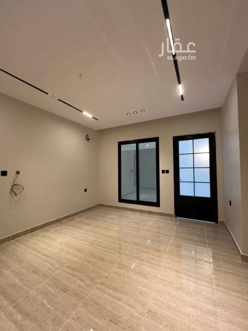 شقة 6 غرف في الندى 12