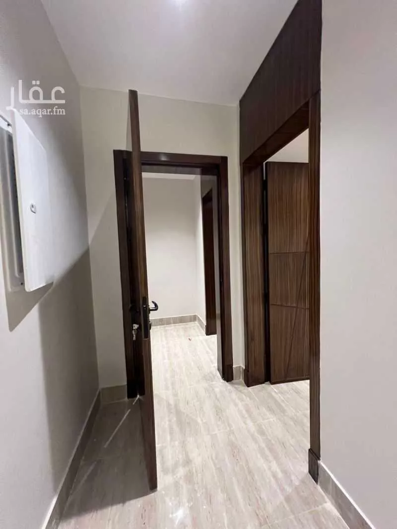 شقة 4 غرف في النهضة 12