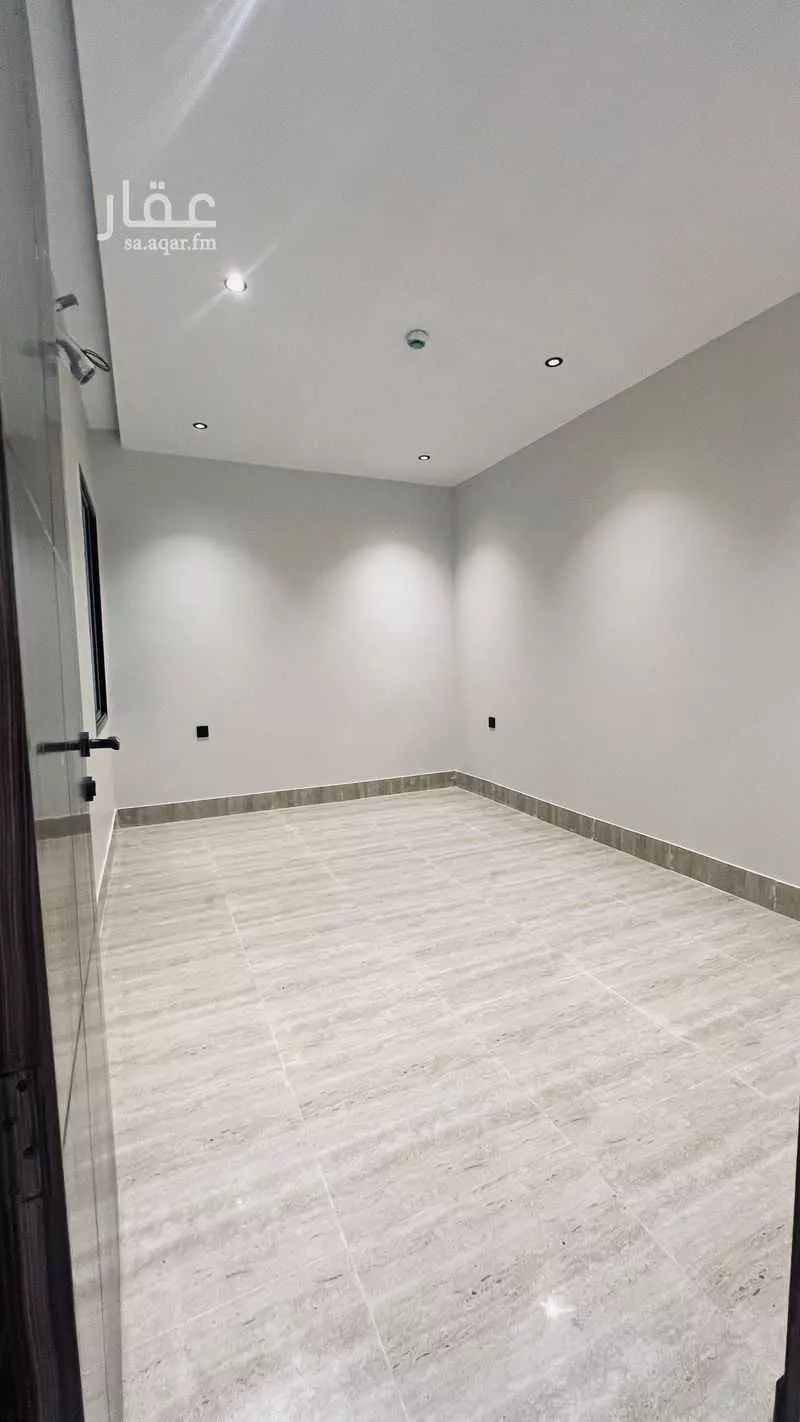 شقة 6 غرف في الندى 10