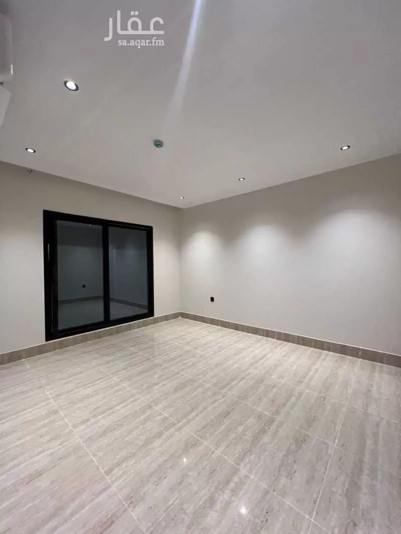 شقة 6 غرف في الندى 3