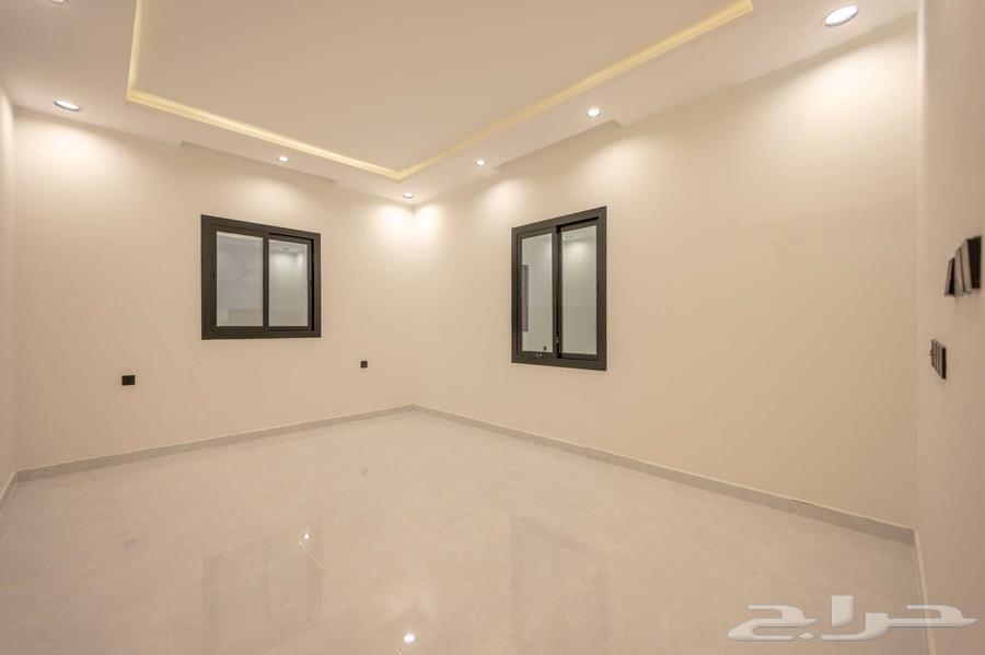 فيلا 6 غرف في الصفوة 14