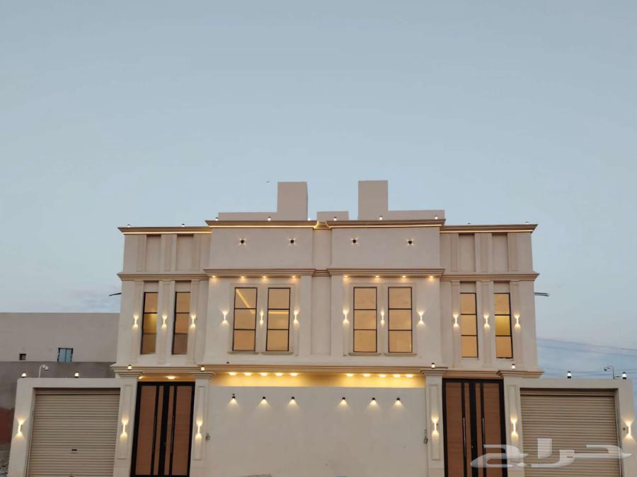 فيلا 6 غرف في الصفوة 3