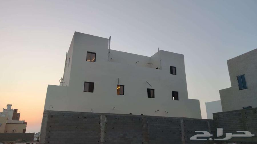 فيلا 6 غرف في الصفوة 21