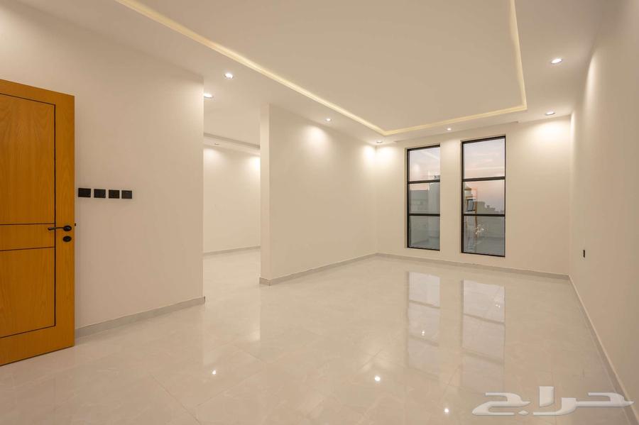 فيلا 6 غرف في الصفوة 7