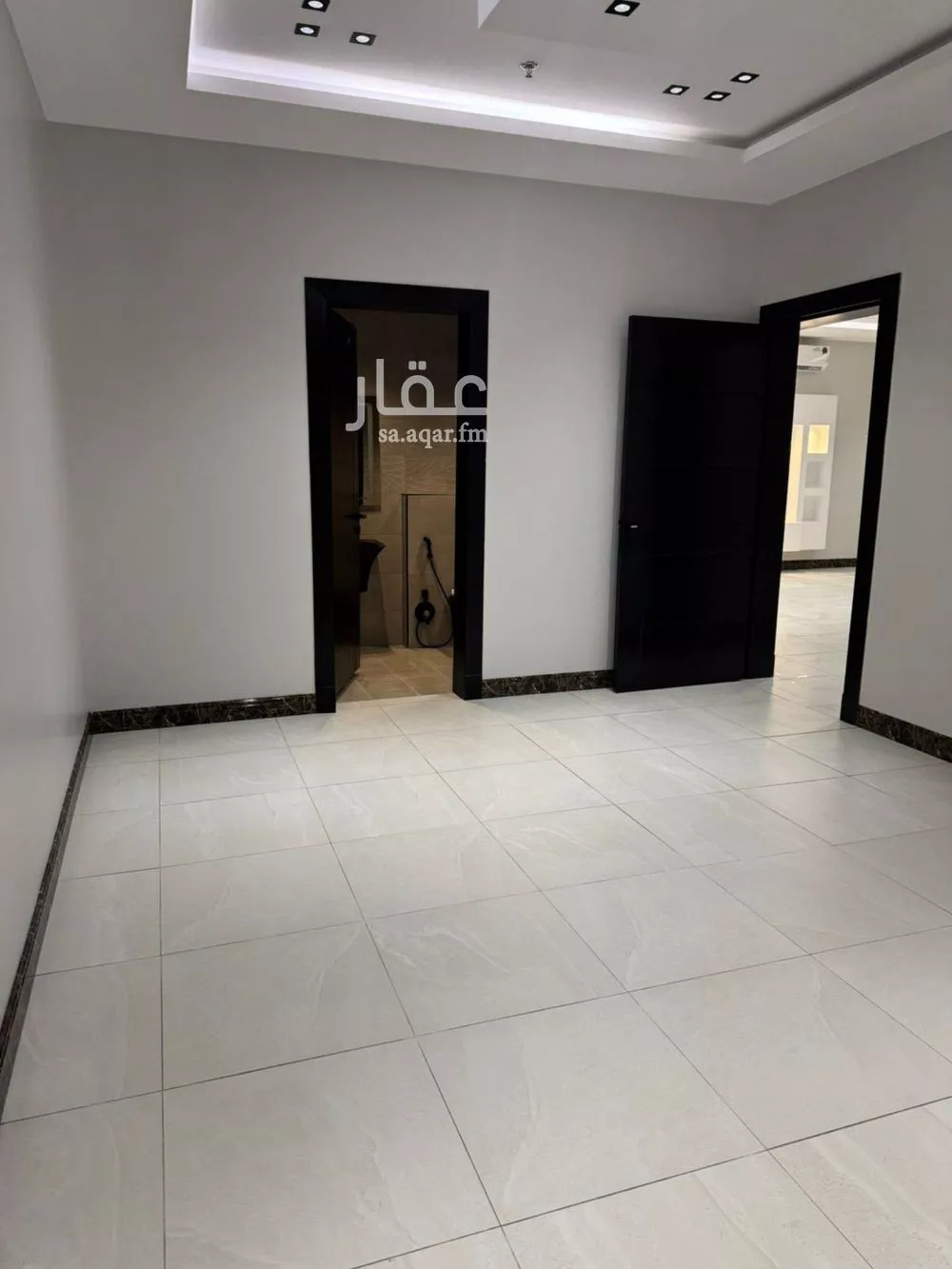 شقة 4 غرف في القادسية 11