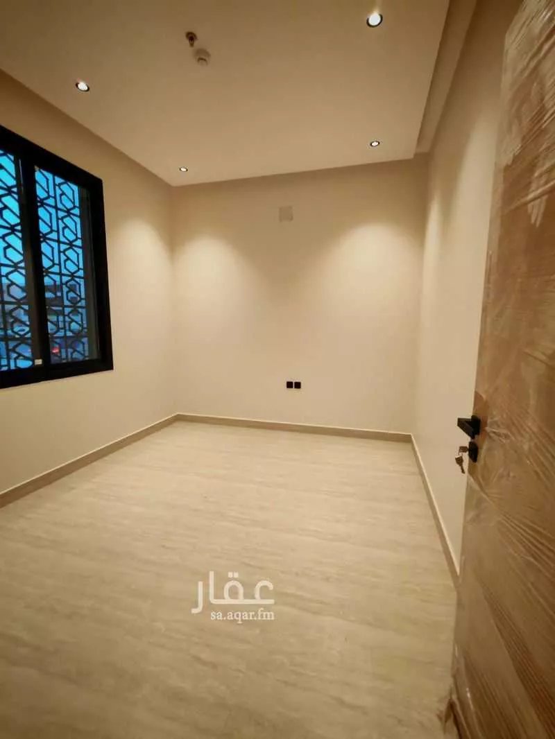 شقة 4 غرف في إشبيلية 8