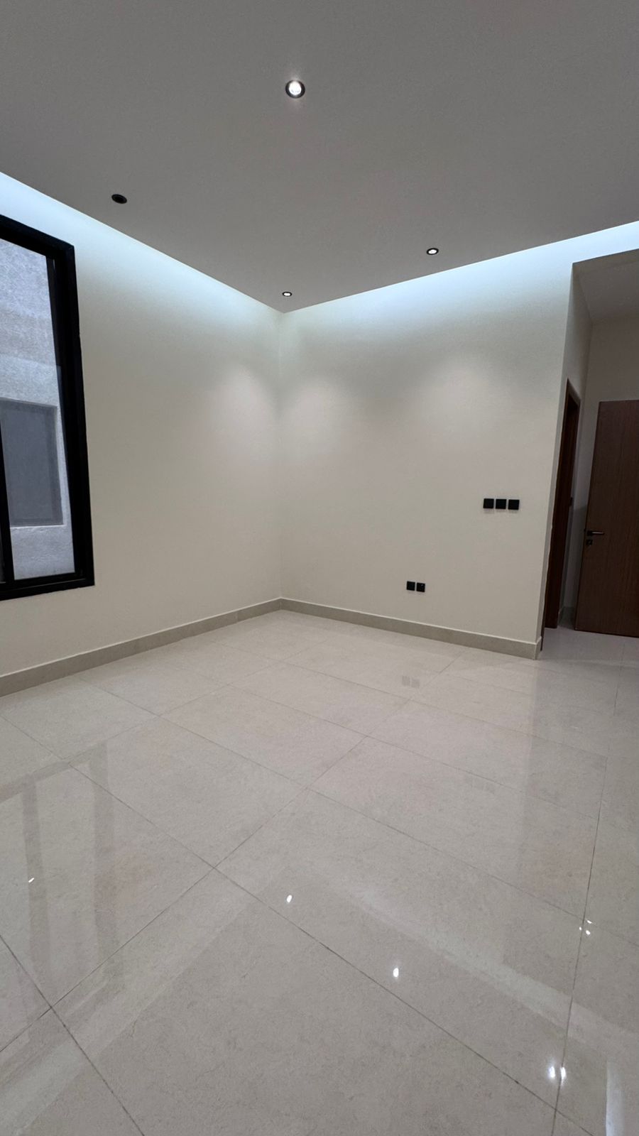 فيلا 6 غرف في الرمال 8