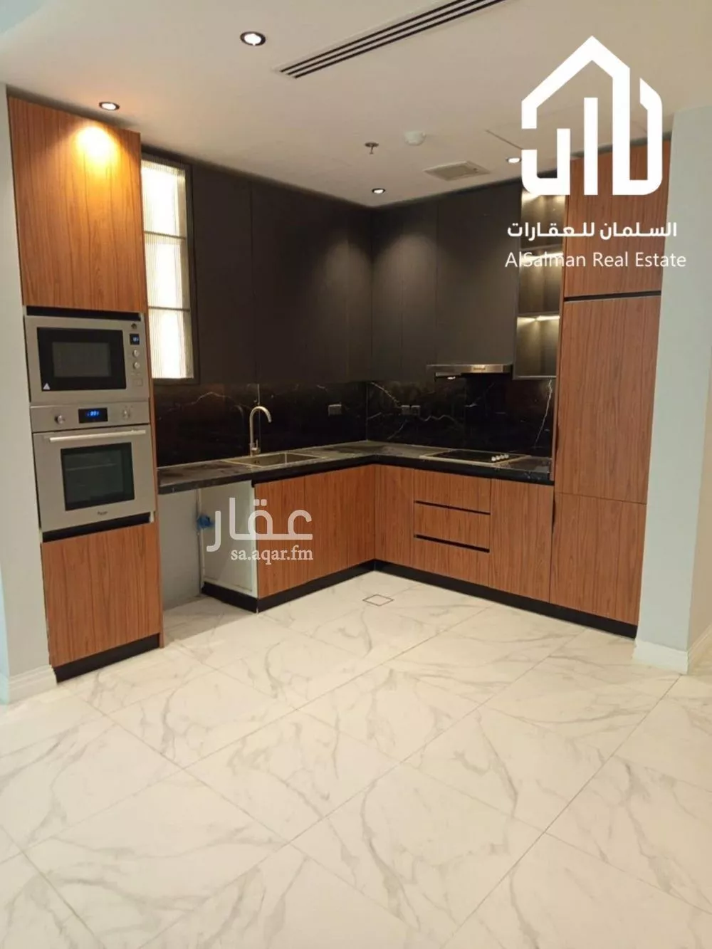 شقة 3 غرف في الملقا 8