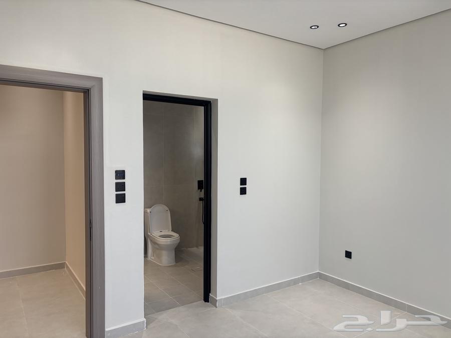 فيلا 6 غرف في ضاحية الملك فهد 16