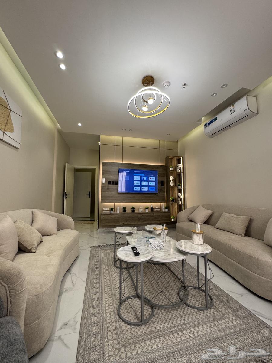 شقة 3 غرف في الحمرا 2