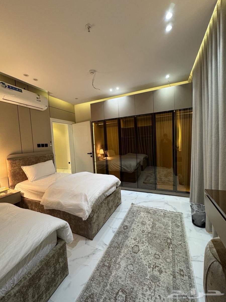 شقة 3 غرف في الحمرا 14