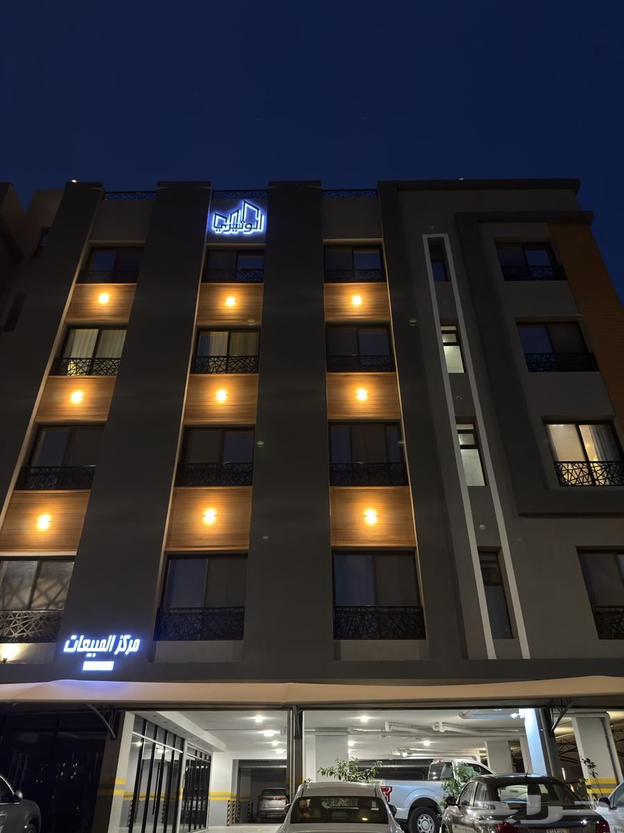 شقة 3 غرف في الحمرا 18