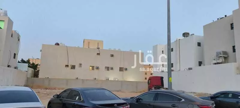 450 sqm land in Dhahrat Laban 6