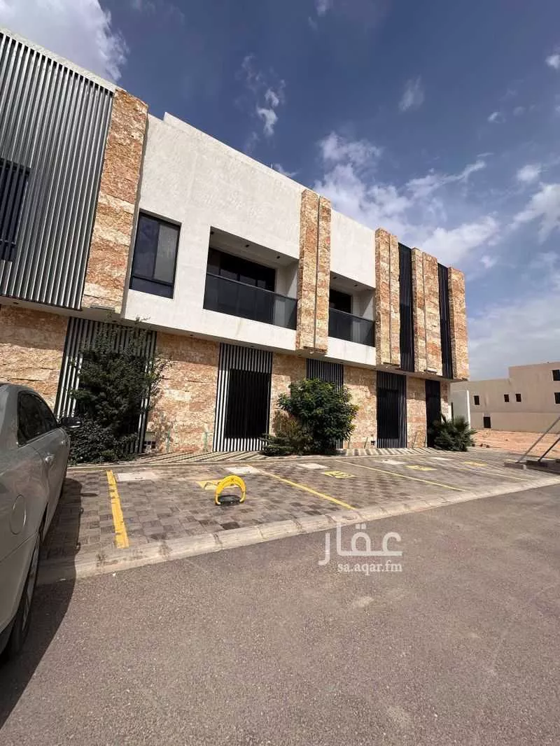 شقة 5 غرف في الرمال 2