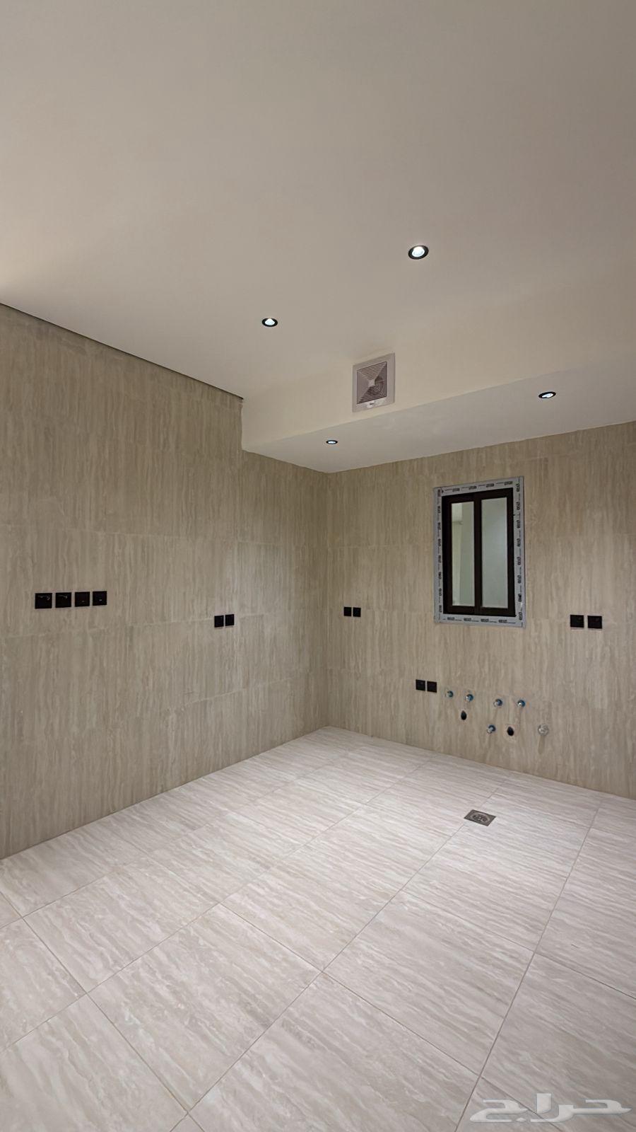 شقة 4 غرف في عين الخيف 5