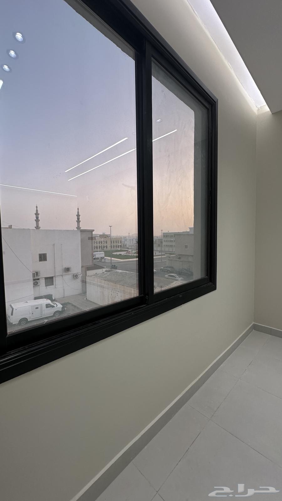 شقة 5 غرف في الرانوناء 16