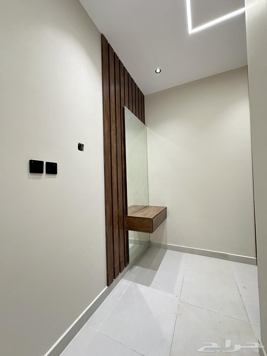 شقة 5 غرف في الرانوناء 7