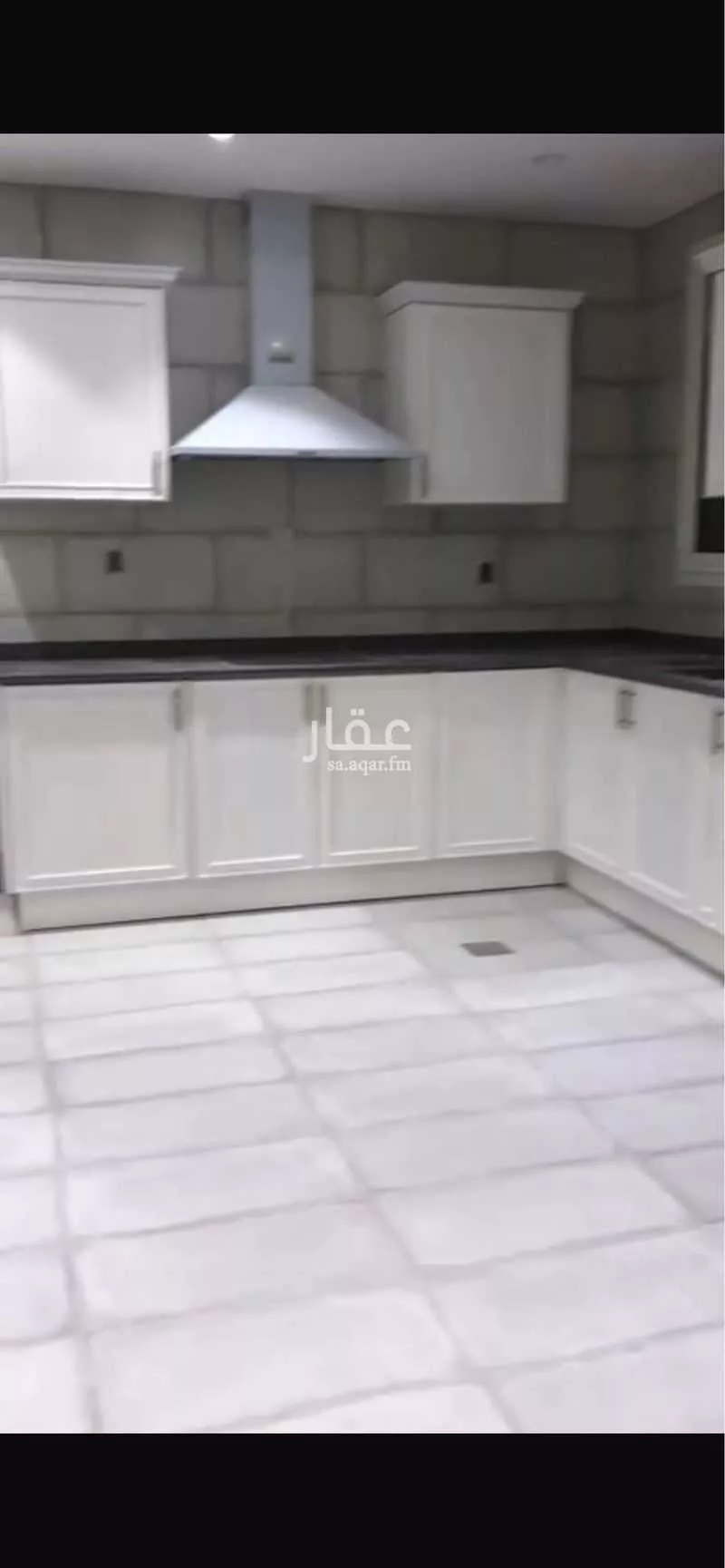 شقة 5 غرف في الملقا 9