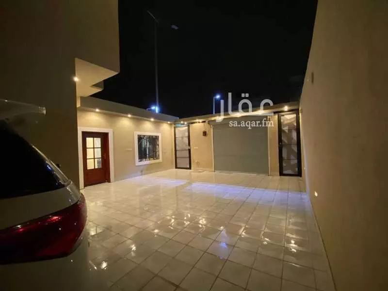 فيلا 6 غرف في النرجس 4