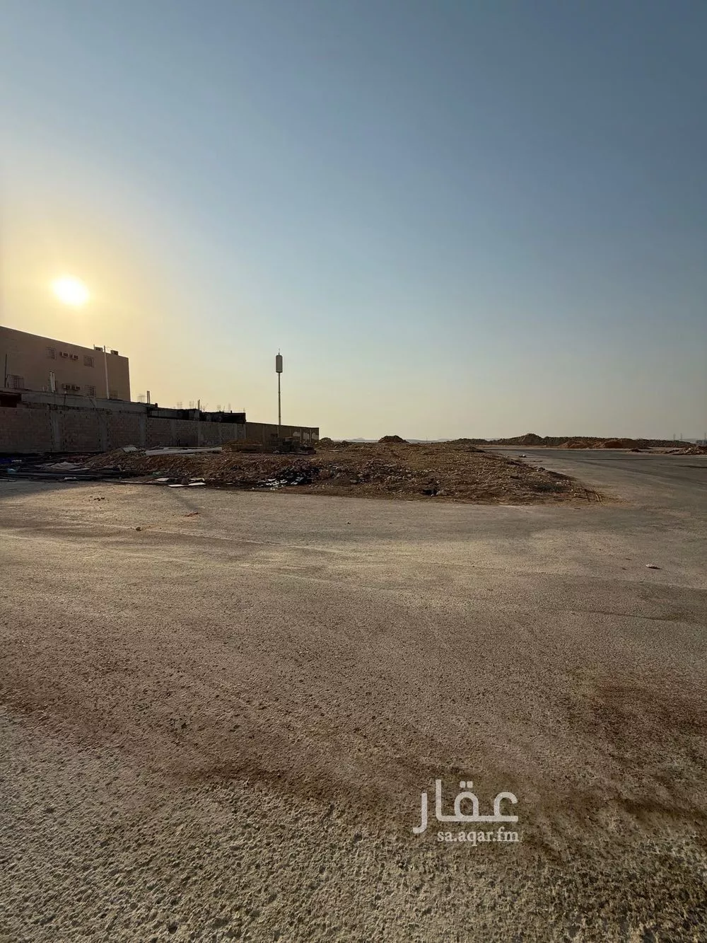 900 sqm land in Al Mahdiyyah 5
