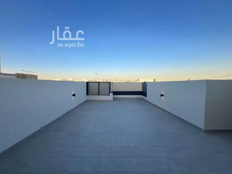 فيلا 5 غرف في النرجس 11