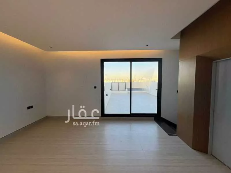 فيلا 5 غرف في النرجس 26