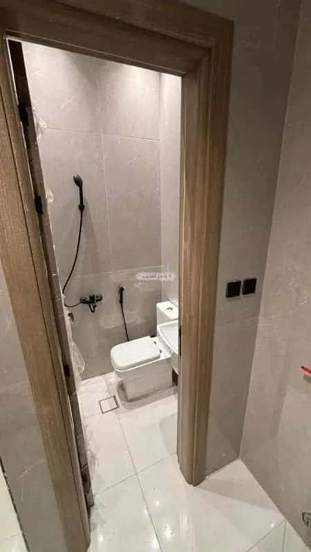 شقة 4 غرف في الدفاع 12