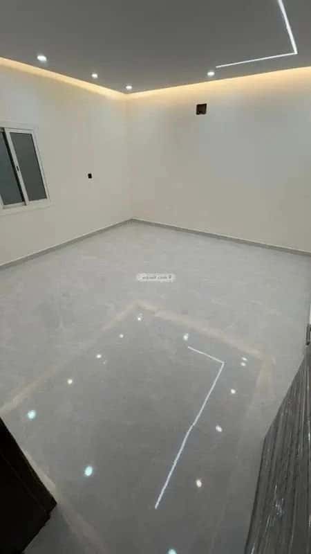 شقة 5 غرف في سكة الحديد 7