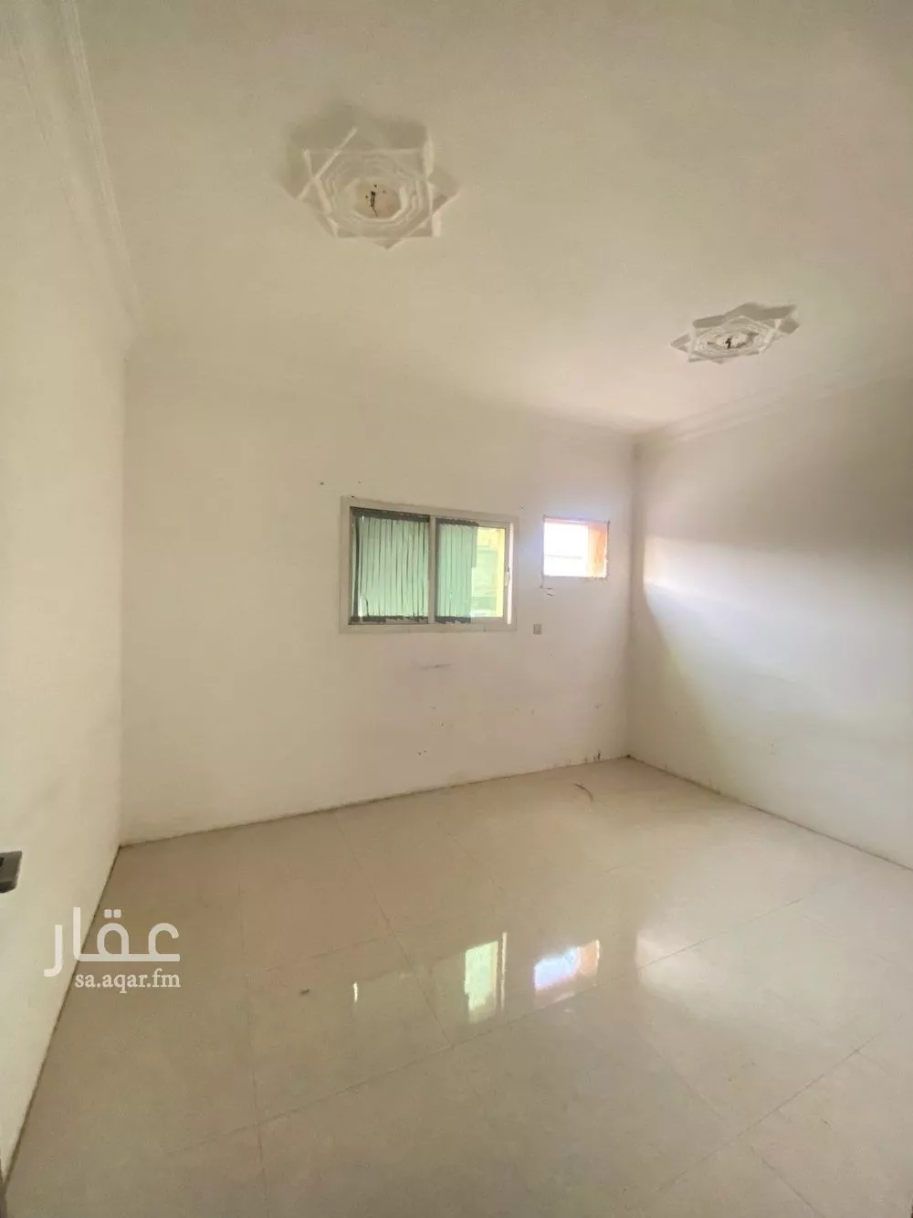 مكتب 80 م² في الملز 4