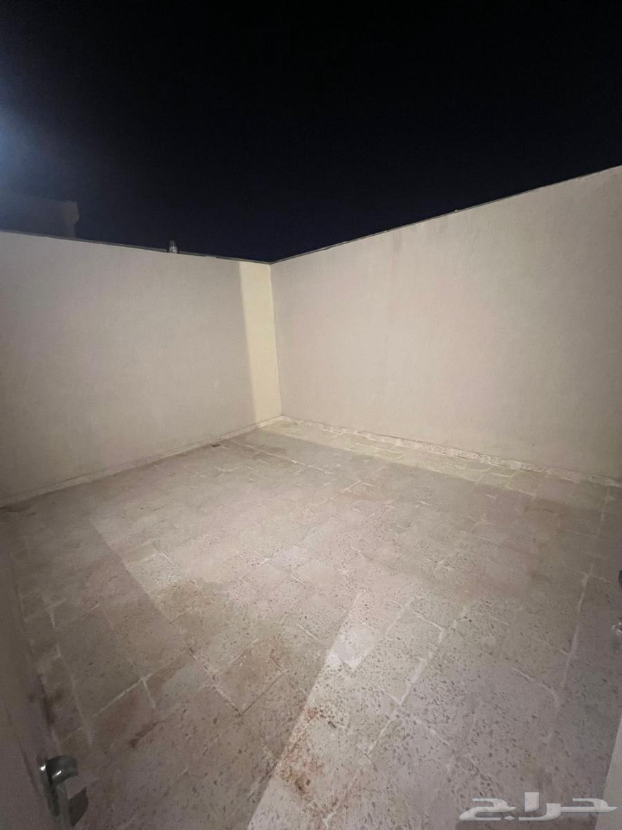 شقة 3 غرف في البيان 16