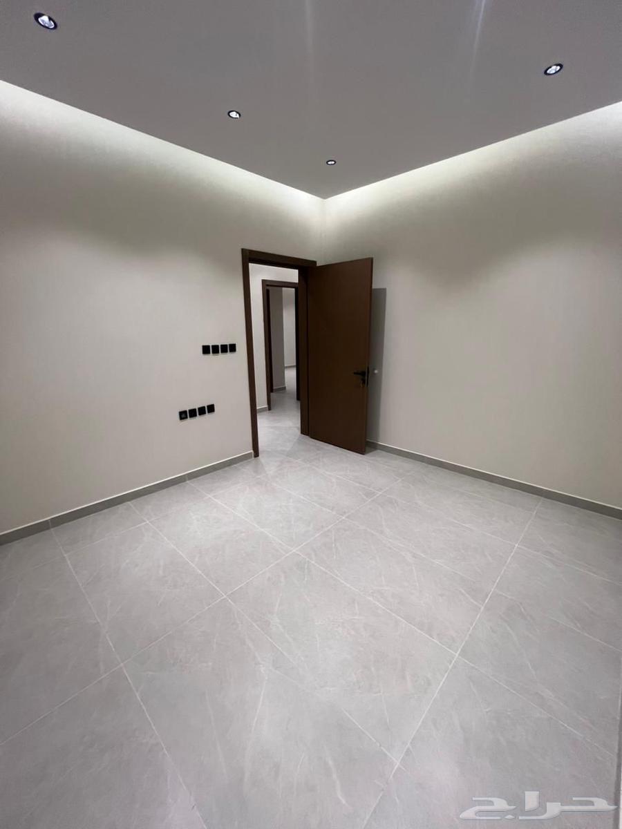 شقة 3 غرف في البيان 18