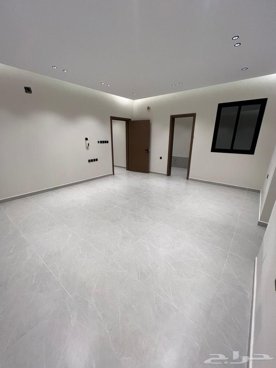 شقة 3 غرف في البيان 10