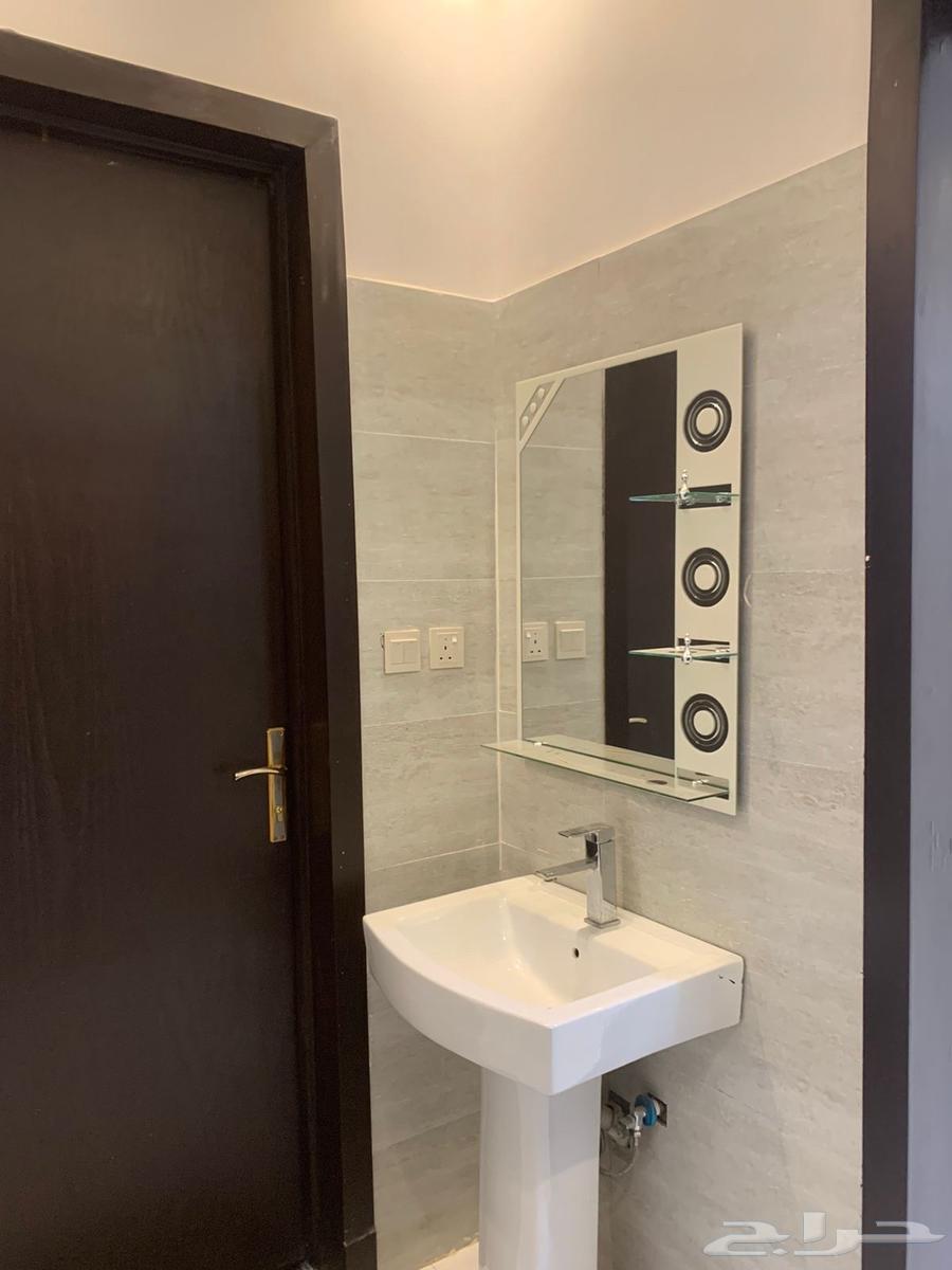 شقة 4 غرف في الرمال 7
