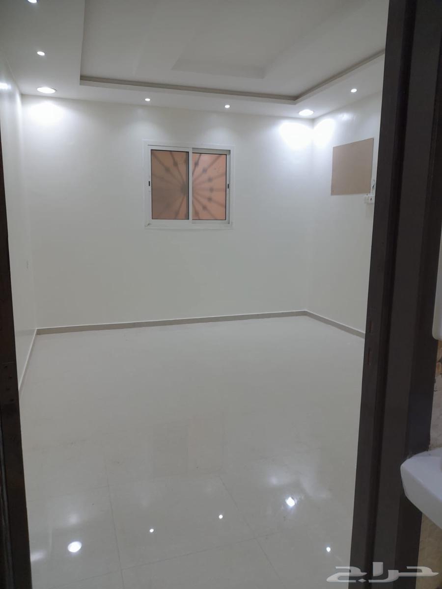 شقة 4 غرف في طويق 3