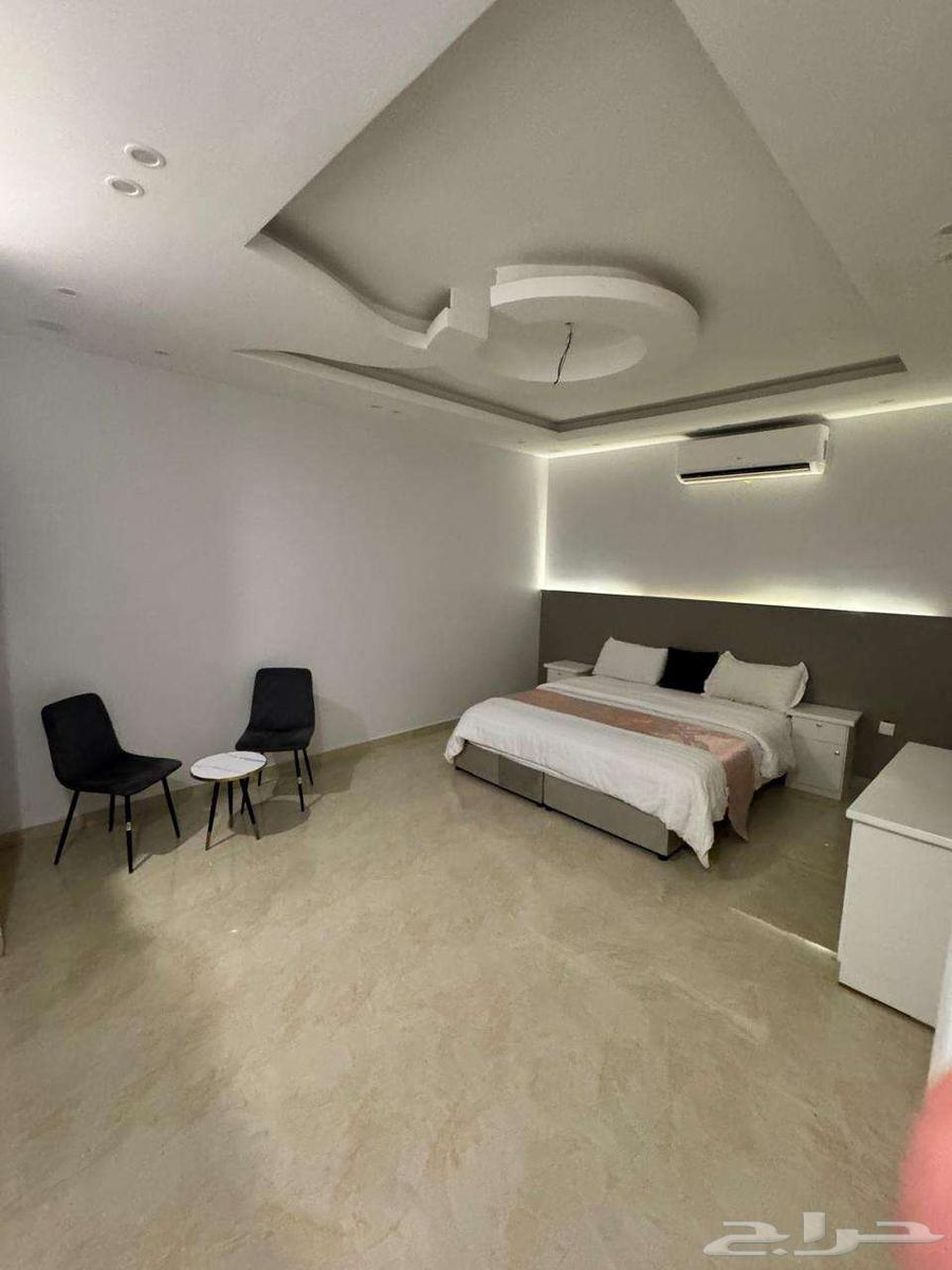 شقة 1 غرف في العارض 5