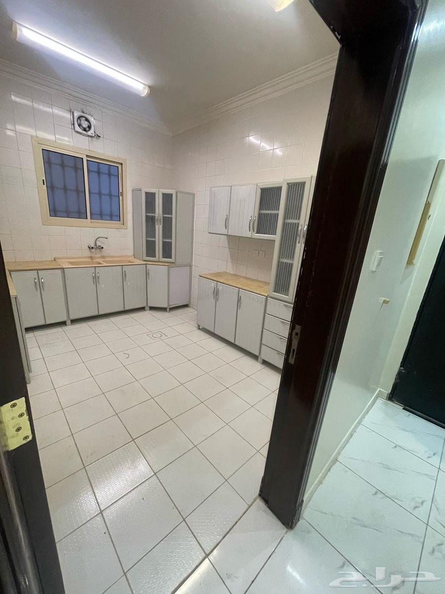 3 bedroom villa in Al Narjis 8