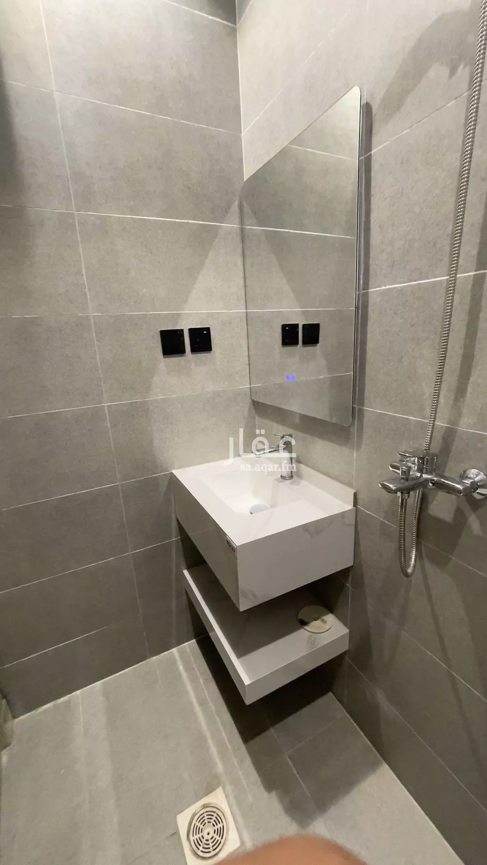 شقة 2 غرف في مشرفة 3